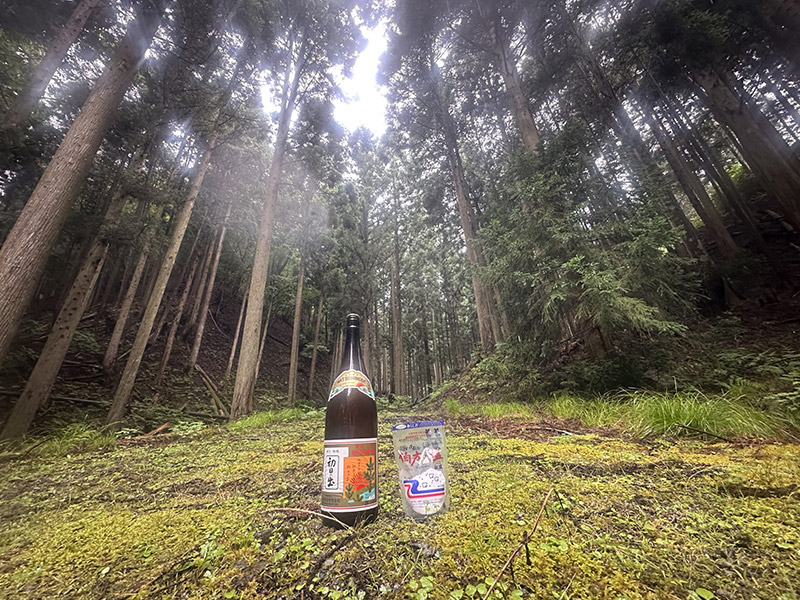 お酒（日本酒）とお塩を用意する